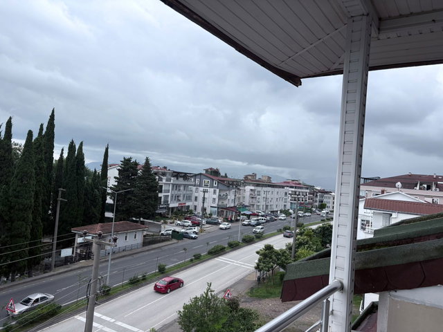 GÜZELYALI’DA DENİZ MANZARALI KİRALIK 3+1 ÇATI KATI DAİRE