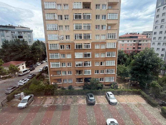 REMAX TOPRAK'TAN ÇELIKKANATLAR MEGAKENT 3+1 SATILIK DAİRE
