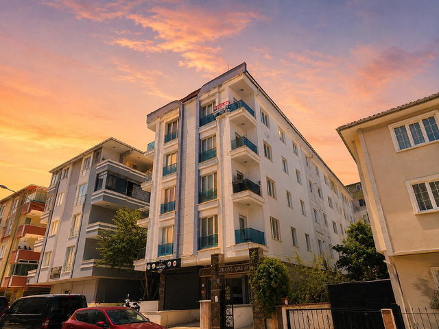 REMAX LAND'DEN FEVZİPAŞA'DA FERAH 3+1 İSKANLI DAİRE