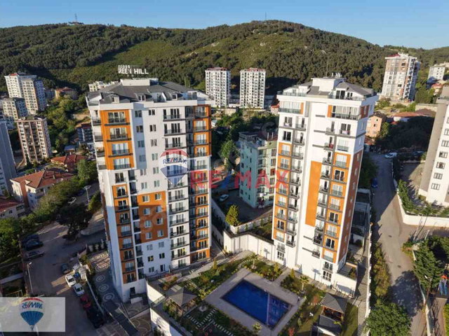 KARTAL YAKACIK DA ADALAR DENİZ MANZARALI 2+1 SATILIK SIFIR DAİRE