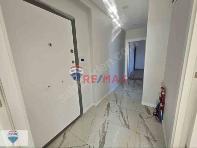 KARTAL YAKACIK DA ADALAR DENİZ MANZARALI 2+1 SATILIK SIFIR DAİRE