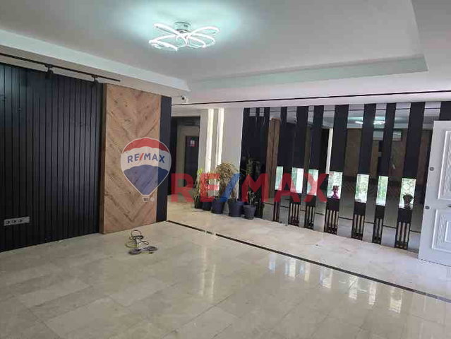 REMAX MODEL DEN ÇAMLIKTA 345M² ARSA İÇİNDE TİCARİ KULLANIMA UYGUN SATILIK VİLLA