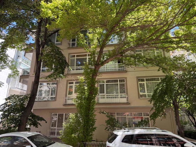 ÇANKAYA AYRANCI GEREDE SOKAK EŞYALI 2+1 KİRALIK DAİRE