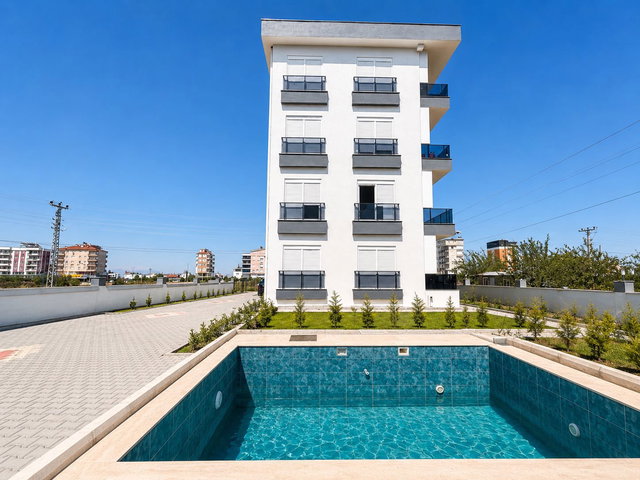 YENİKÖY SIFIR HAVUZLU OTOPARKLI SİTE İÇİ 1+1