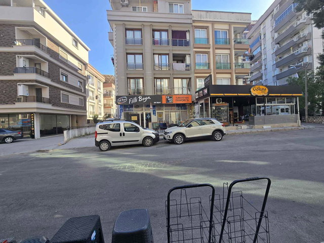 REMAX ARMA'DAN BUCA BUCA KOOP MAH 2+1 75 M2 EŞYALI KIRALIK DAIRE