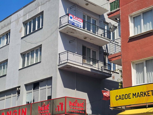 İZMİR BUCA HÜRRİYET MAHALLESI 3+1 KİRALIK DAİRE