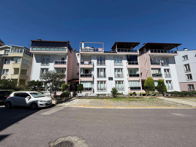 GÖLCÜK YÜZBAŞILAR FLORA SITESINDE GENIŞ FERAH KIRALIK 3+1 DAIRE