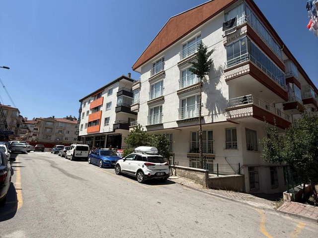 CENGİZHAN MAH. MERKEZİ KONUMDA ARA KAT 3+1 SATILIK DAİRE