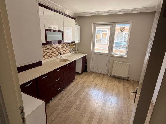 CENGİZHAN MAH. MERKEZİ KONUMDA ARA KAT 3+1 SATILIK DAİRE