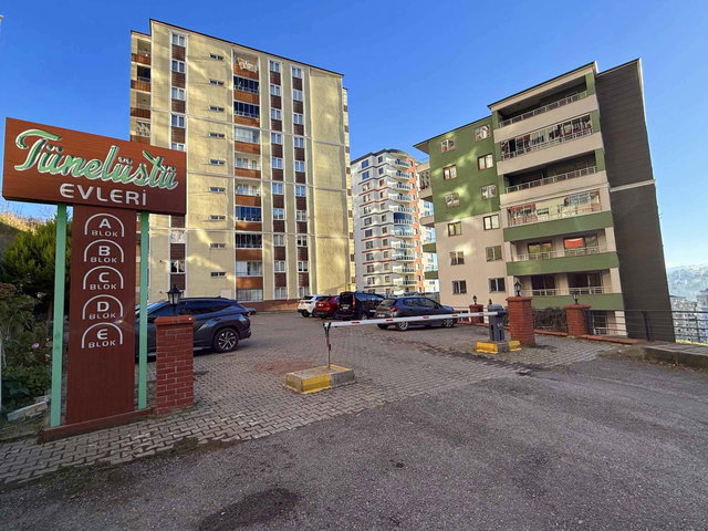 ÇUKURÇAYIR TÜNEL ÜSTÜ EVLERİNDE MASRAFSIZ 3+1 SATILIK DAİRE