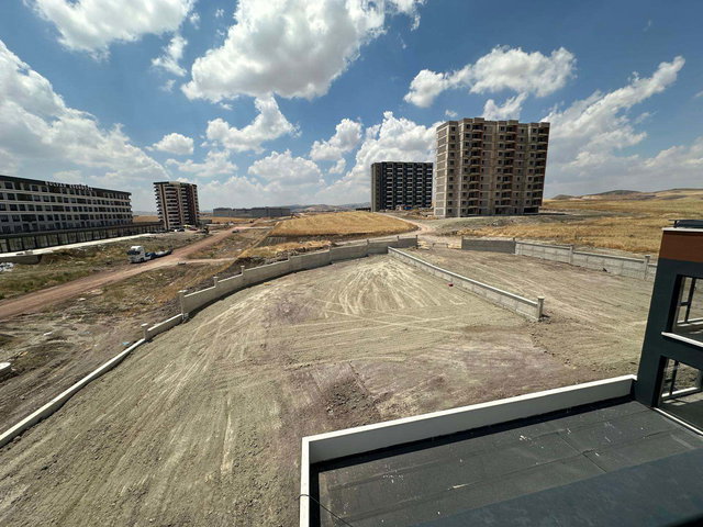 NOVA CAMPUS'TE 4. KAT KONUMUNDA GENİŞ TİP SATILIK 1+1 DAİRE