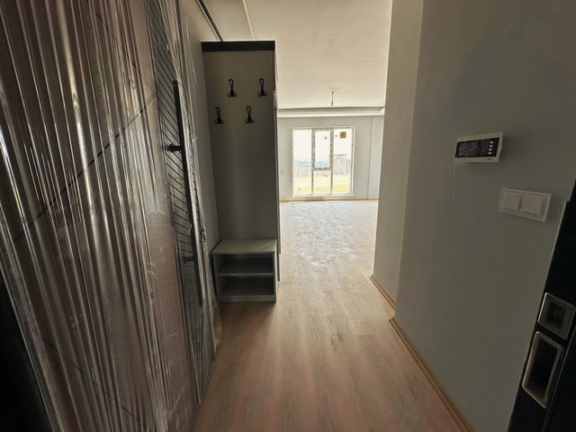 NOVA CAMPUS'TE 4. KAT KONUMUNDA GENİŞ TİP SATILIK 1+1 DAİRE