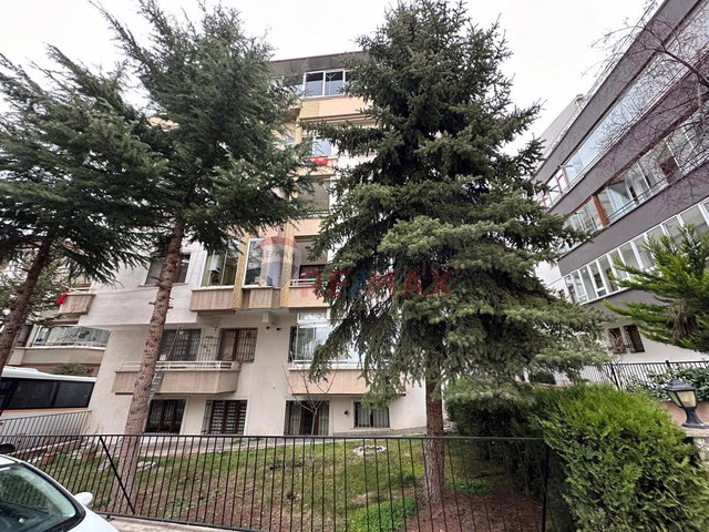 ÇANKAYA YILDIZEVLERDE KİRALIK TERS DUBLEKS 3+1 DAİRE