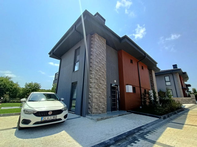 KIZILCAKÖY HAS BAHÇE VİLLALARI MÜSTAKİL HAVUZLU 2+1 İKİZ VİLLA