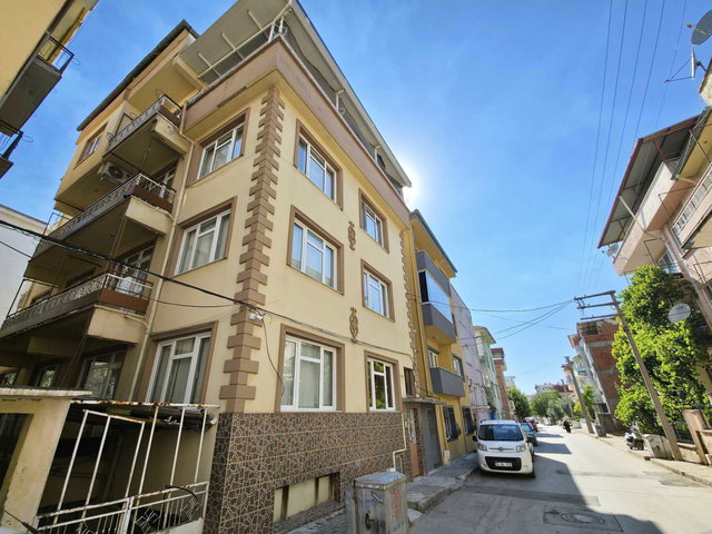 RE/MAX MİD BALIKESİR KARESİ MALTEPE SATILIK 3+1 ARA KAT DAİRE