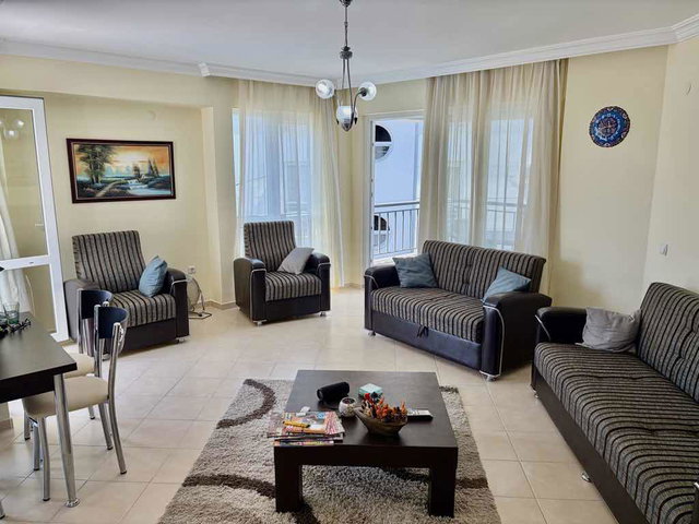 KUŞADASI’NDA MARİNA BÖLGESİNDE SİTE İÇİNDE, BAKIMLI  3+1 DAİRE