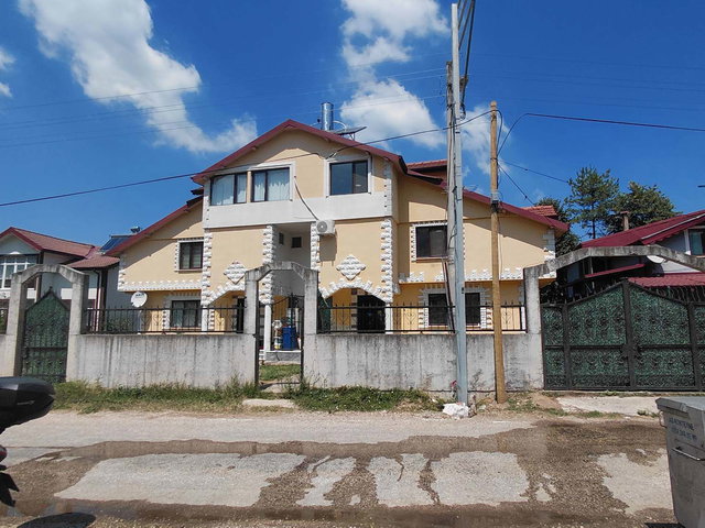 AKYAZI TAŞBURUN’DA DOĞA İÇİNDE 5+1, 250 M² KİRALIK VİLLA | BOŞ & EŞYASIZ