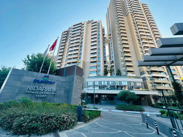 NİDA PARK KÜÇÜKYALI SEDEF ADASI'NDA EŞYALI 1+1 BALKONLU KİRALIK