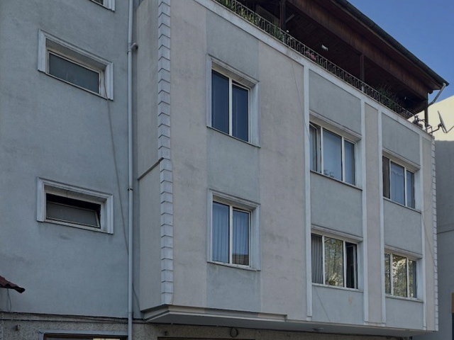 RE/MAX HÜR HALİL ÖZTÜRK’TEN MERKEZDE SATILIK BİNA