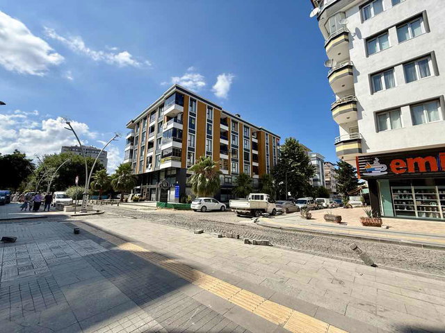 ASUMAN MÜTEVELLIOĞLU’NDAN LOZAN CADDESI’NDE GÜLPARK REZIDANSTA KIRALIK 1 + 1 DAIRE