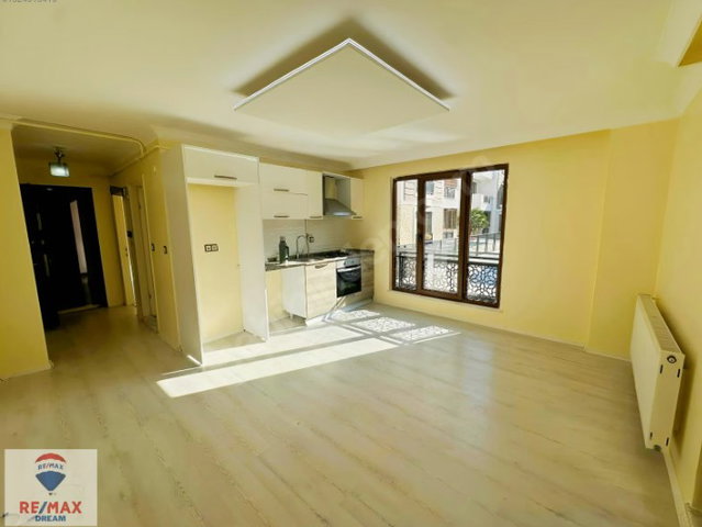 REMAX 'DEN BAĞÇEŞME DE SİTE İÇERİSİNDE KİRALIK 1+1 DAİRE