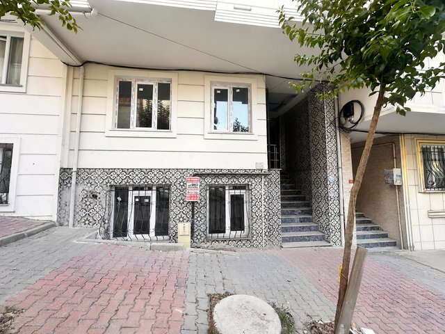 ARNAVUTKÖY ANADOLU MAH.'DE GENIŞ KULLANIMLI 2+2 TERS DUBLEKS