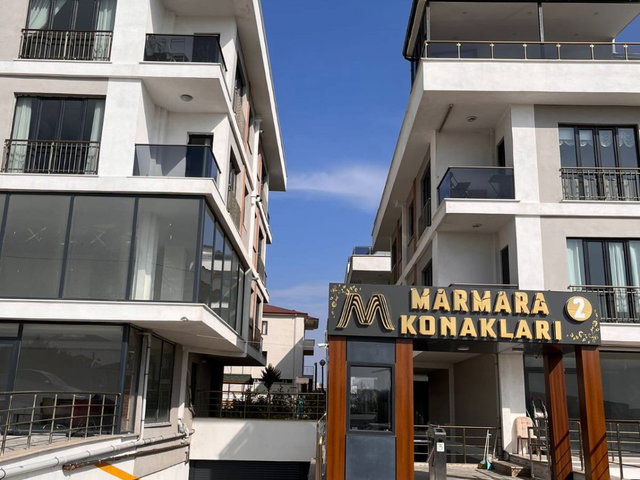 KAVAKLI MARMARA KONAKLARI 2DE BAHÇE KULLANIMLI 85 M² SATILIK DAIRE