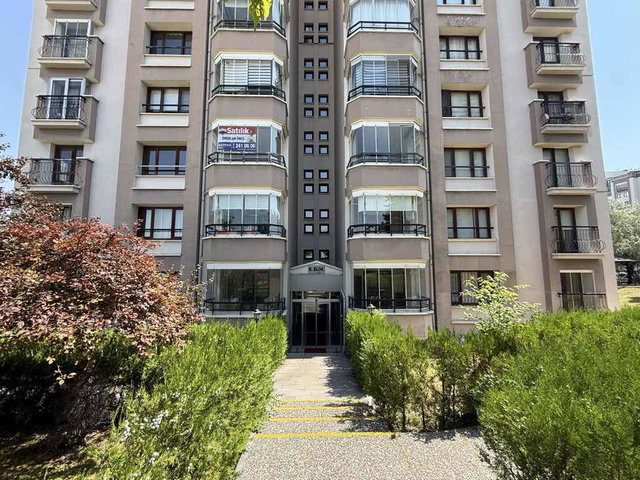 YAŞAMKENT GÜLBENG SİTESİ NDE SATILIK 4+1