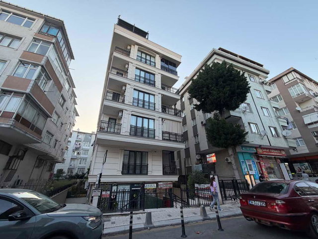 B.KÖY OSMANİYE EN MERKEZİ SK. CEMİYET SOKAK'TA ARA KAT YENİ 3+1