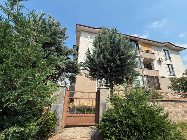 REMAX DIA'DAN KALICI KONUTLAR 8.BÖLGEDE 140 M2  3+1 KIRALIK DAIRE