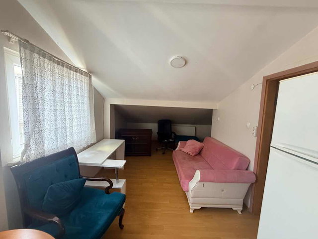 İÇERENKÖY'DE KİRALIK 2+1 DAİRE