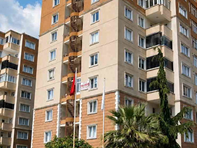 HALK KENT SİTESİNDE GENİŞ MASRAFSIZ 3+1 SATILIK DAİRE !