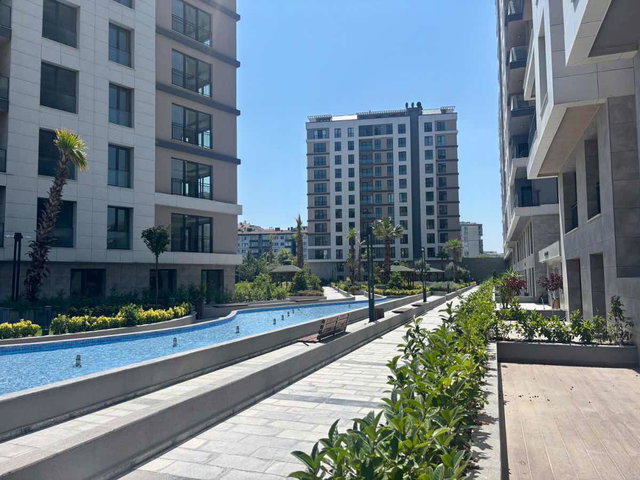 YAŞAM MARINA'DA LÜKS SATILIK 3+1 DAIRE (106M², AKILLI EV)