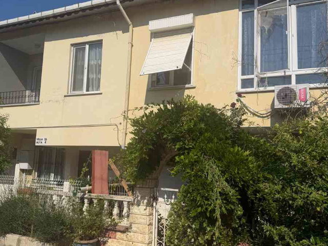 TEKİRDAĞ BARBAROS'TA DENİZE SIFIR MÜSTAKİL 4+1 SATILIK TRİPLEKS VİLLA
