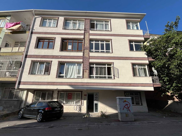 ÇANKAYA INCESU CADDESI YAKINI MERKEZI KONUM 3+1 SATILIK DAIRE