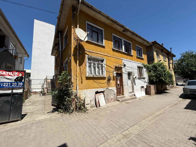 REMAX DESIGN YAĞCILARDA SATILIK 2 KATLI MÜSTAKİL EV