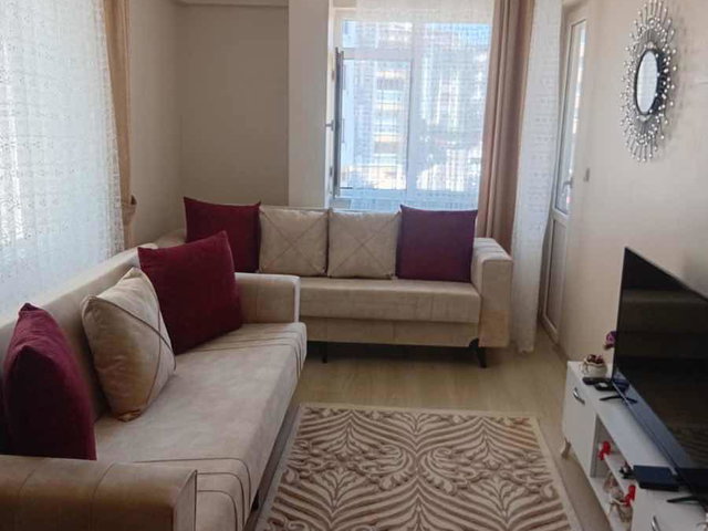ÜSKÜDAR BULGURLU'DA KREDIYE UYGUN 85 M² 2+1 DAIRE