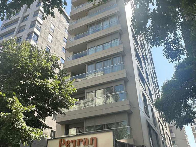 CADDEBOSTAN SAHİLE YAKIN MİMARİ TASARIMLI SATILIK LÜKS DAİRE