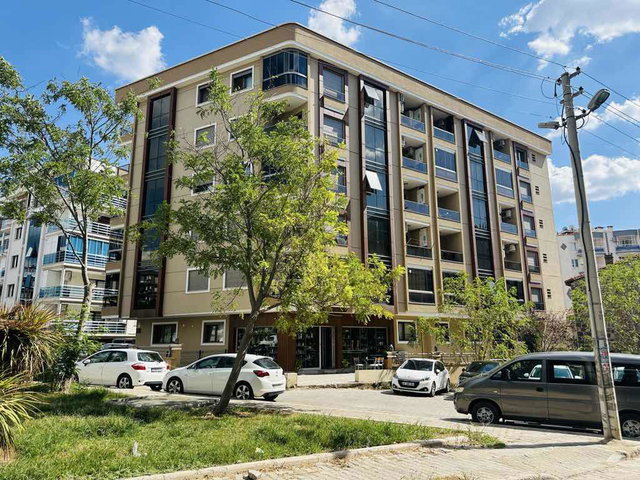 EVKA 3 METRO VE HÜKÜMET KONAĞI YAKIN YÜKSEK KİRA GETİRİLİ 2+1