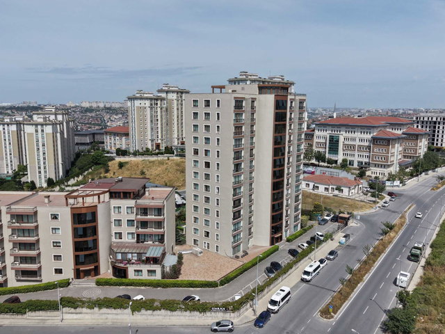 BAHÇEŞEHİR ÜMRAN KONAKLARINDA VADİ MANZARALI 250 M² LÜKS 5+1