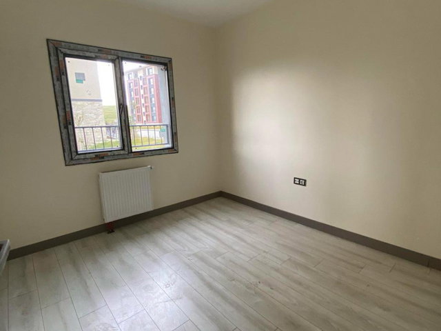 REMAX ARTIS'DEN HILALKENT TOKILERDE KIRALIK 3+1 DAIRE