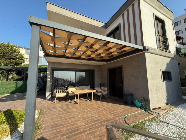BODRUM İSLAMHANELERİ’NDE SANATÇILAR SİTESİ’NDE SIFIR, EŞYALI, 2 KATLI VİLLA | SATILIK VILLA