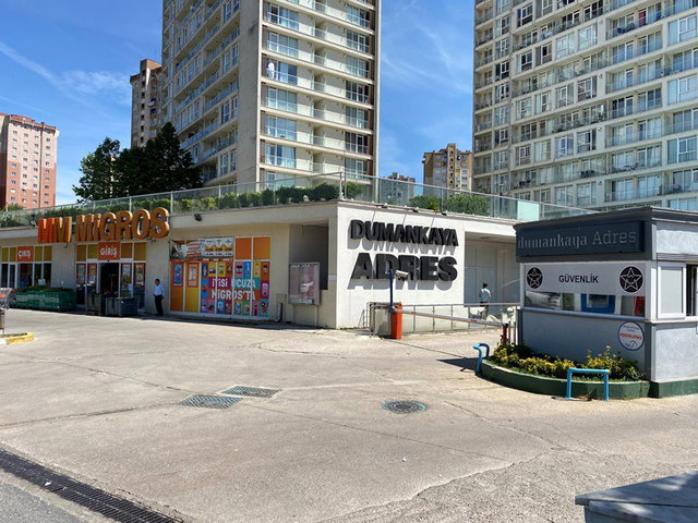 TUZLA DUMANKAYA ADRES SİTESİNDE SATILIK 1+1 EŞYALI BOŞ DAİRE
