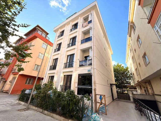 BÜYÜKÇEKMECE MERKEZDE SIFIR ÖZEL BAHÇELİ DAİRE