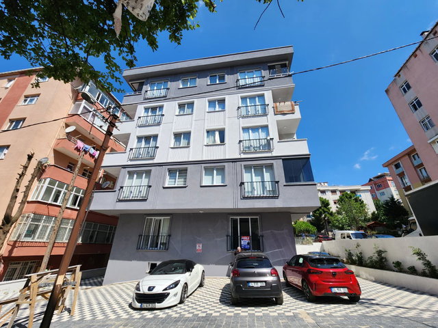 YAKACIK YENİ MAHALLE'DE KİRALIK 1+1 FIRSATI!