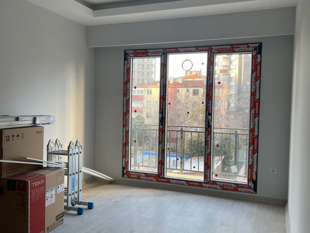 KARTAL KORDONBOYU ALTAŞ KORDON SİTESİ'NDE 2+1 KİRALIK DAİRE