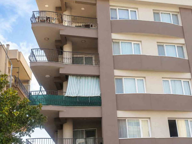 GÜMÜLDÜR'DE SICAK VE KEYIFLI BIR 3+1 DAIRE