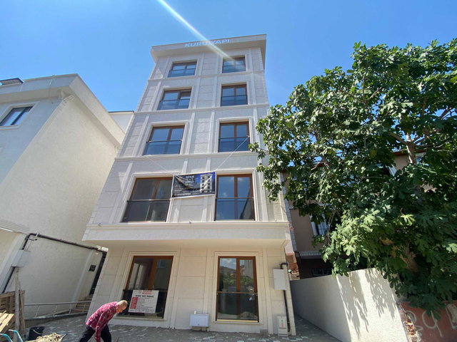 ATAŞEHIR IÇERENKÖY MAHALLESINDE SIFIR  1+1 KIRALIK DAIRE