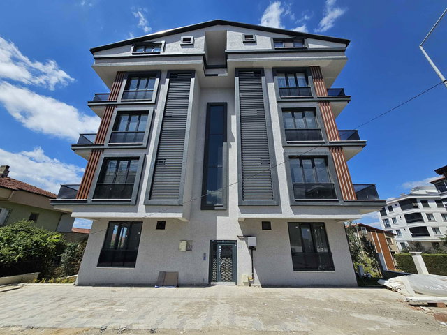 YALOVA REMAX'DAN ÇİFTLİKKÖY'DE FUL DENİZ MANZARALI 2+1 DAİRE