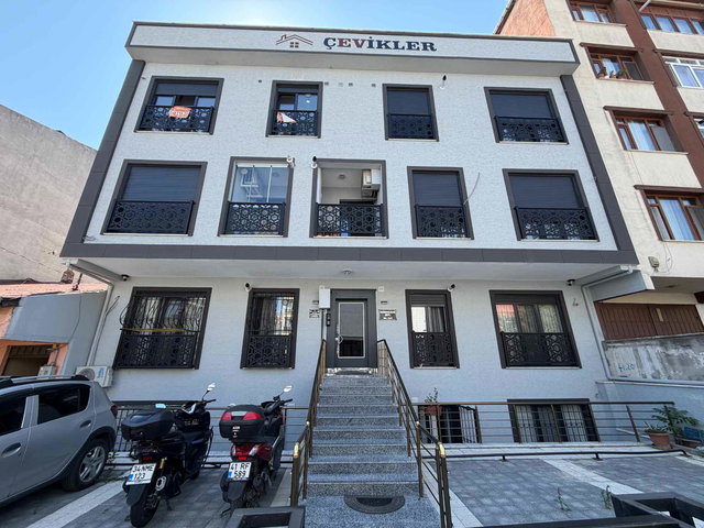 ATAŞEHİR ESATPAŞA’DA MUHTEŞEM KONUMDA SIFIR 3+1 DUBLEKS SATILIK DAİRE